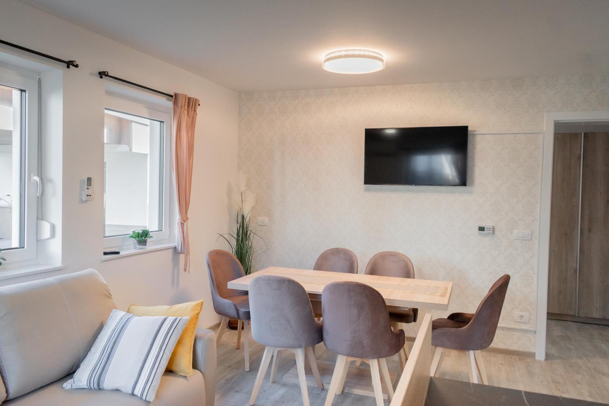 Prima Countryside Apartments Zirovnica Habitación foto