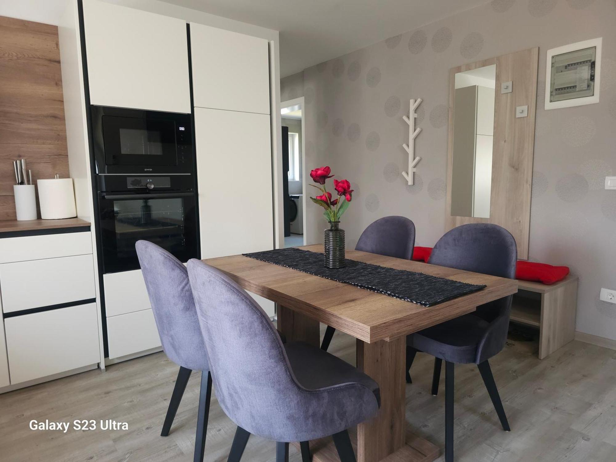 Prima Countryside Apartments Zirovnica Habitación foto